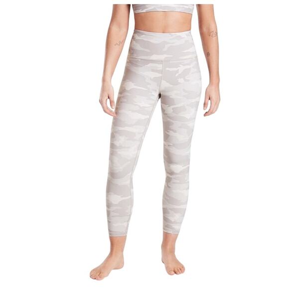 Athleta Elation Light Camo 7/8 Tight Leggings Size Small - Picture 1 of 7